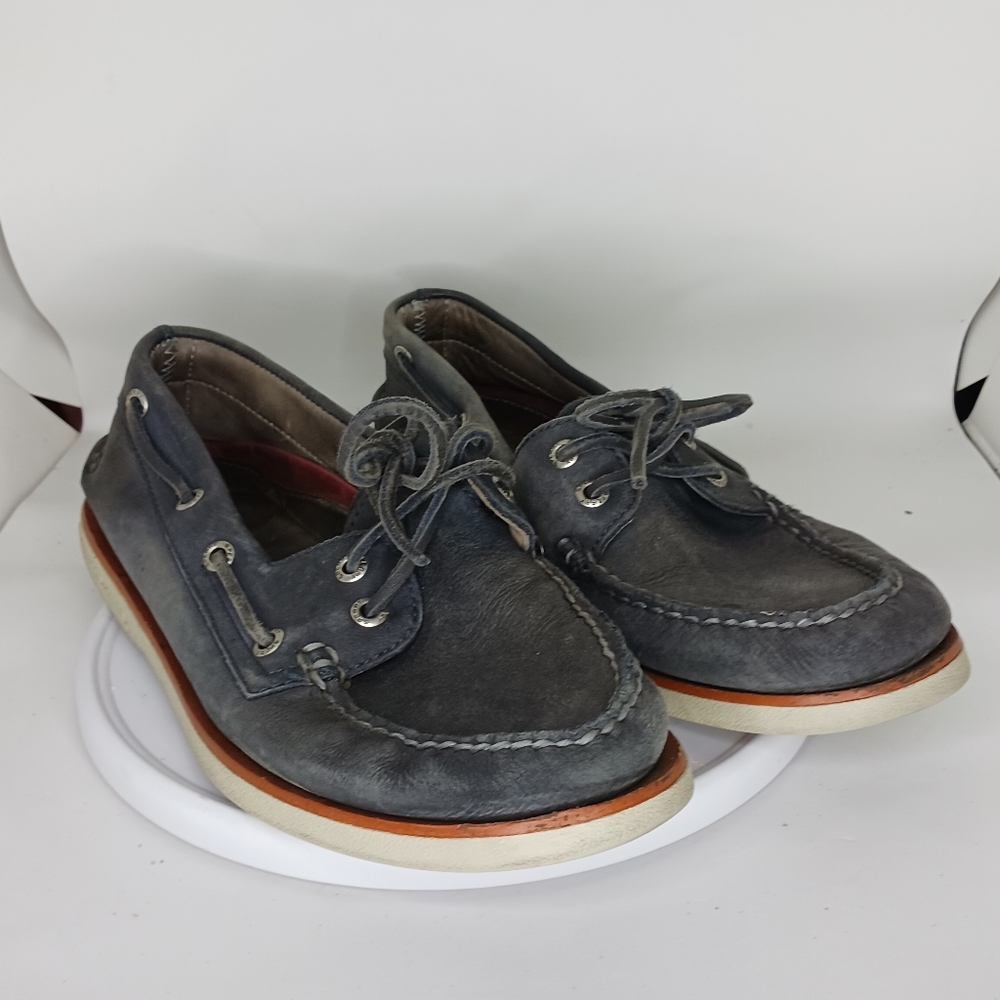 Sperry - Picture 1 of 4